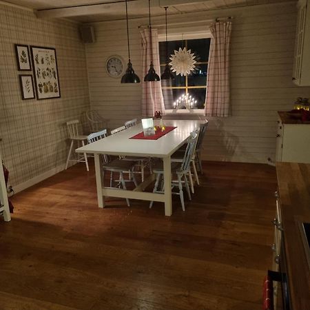 Saellinge House - Cozy Villa With Fireplace And Garden Close To Uppsala Bagian luar foto