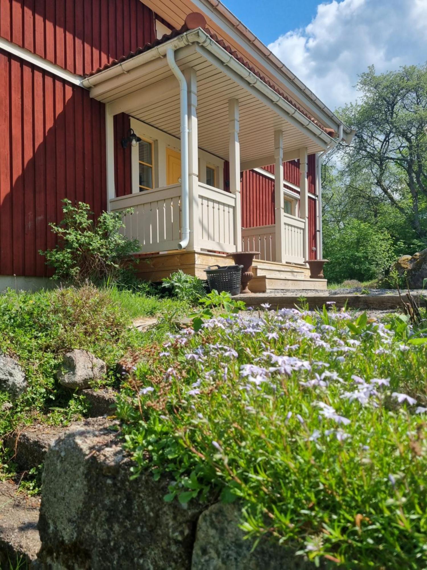 Saellinge House - Cozy Villa With Fireplace And Garden Close To Uppsala Bagian luar foto