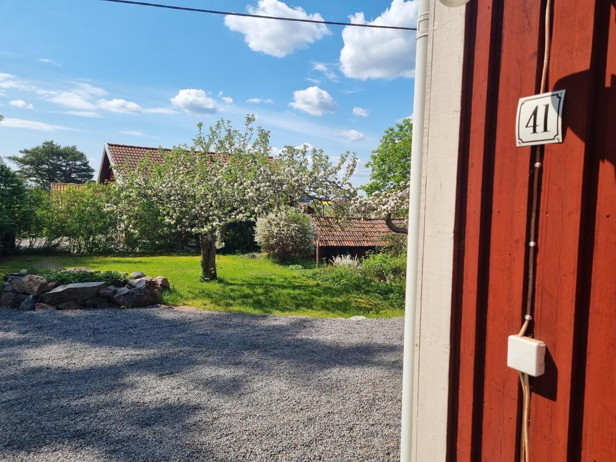 Saellinge House - Cozy Villa With Fireplace And Garden Close To Uppsala Bagian luar foto