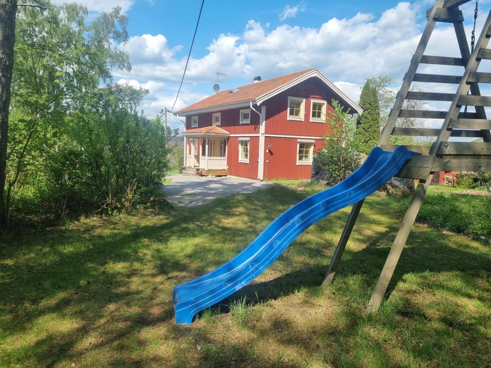 Saellinge House - Cozy Villa With Fireplace And Garden Close To Uppsala Bagian luar foto