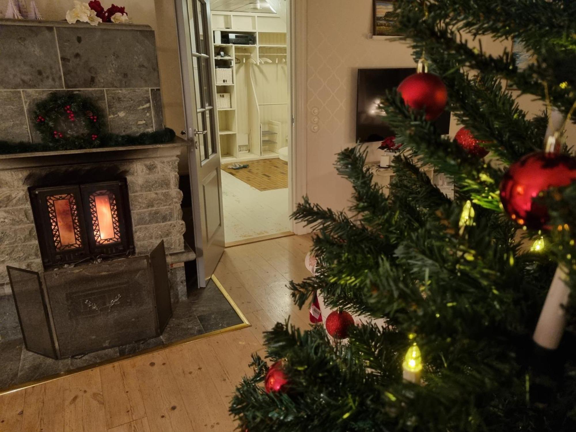 Saellinge House - Cozy Villa With Fireplace And Garden Close To Uppsala Bagian luar foto