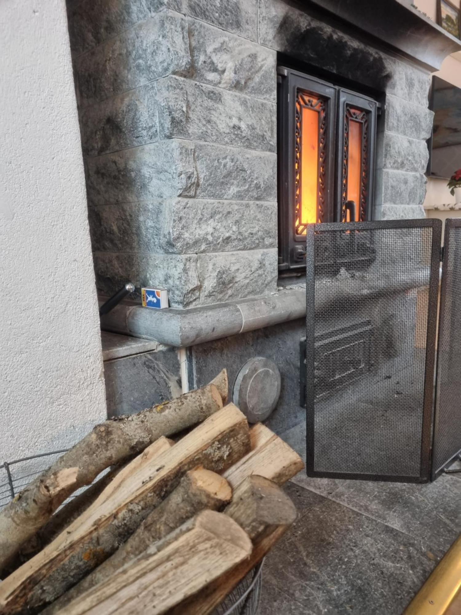 Saellinge House - Cozy Villa With Fireplace And Garden Close To Uppsala Bagian luar foto